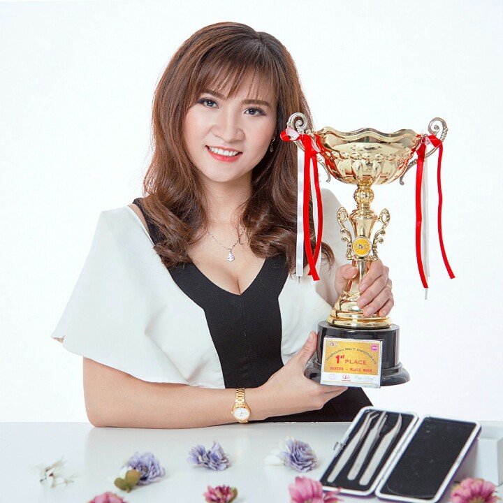 Vinh Nguyễn Eyelashes – Trung tâm nối và đào tạo dạy nghề nối mi uy tín tại TP.HCM